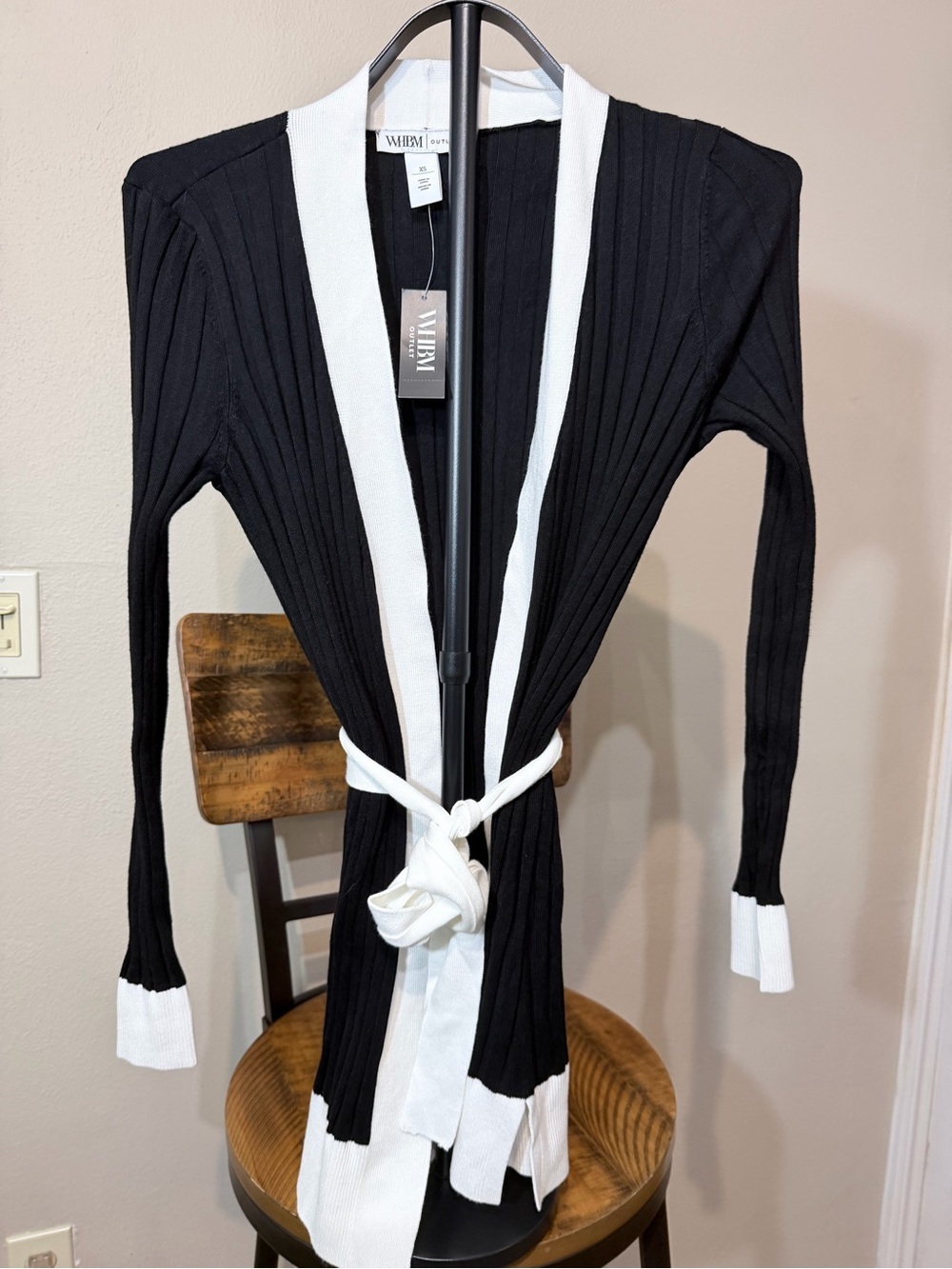 NWT WHBM Outlet Ribbed Black and White Belted Cardigan Sweater XS Chic Workwear